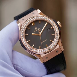 Đồng hồ Hublot Classic Fusion King Gold Diamond option 42mm fullbox 08/2021