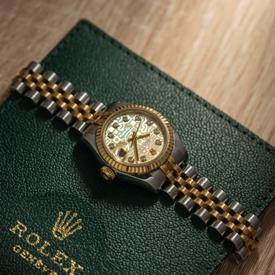 Rolex Lady Date just 179173 mặt vi tính khảm trai cực hiếm (vi tính MOP)