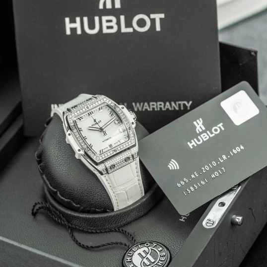 Đồng hồ Hublot Spirit of Big Bang Titanium Diamond Pavé 665.NE.2010.LR.1604 39mm