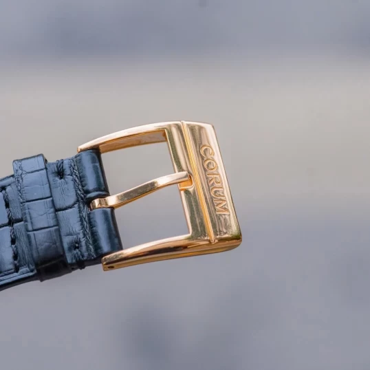 Đồng hồ Corum Golden Bridge B113/01043 - 113.160.55/0002 0000