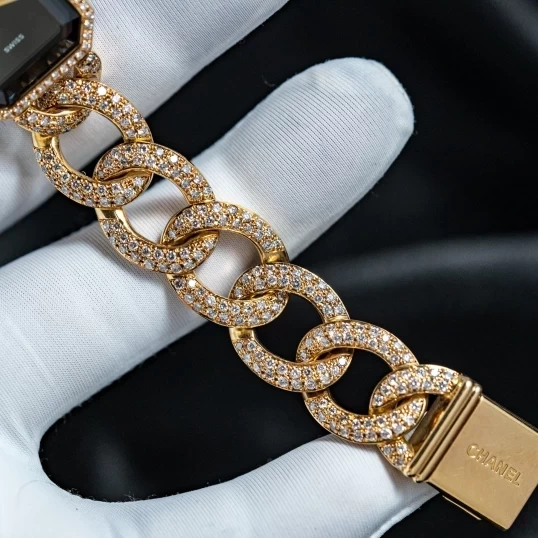 Chanel Gold Première Diamond Quartz Model H0114 Ladies Watch