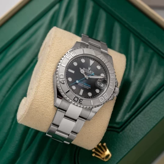 Rolex Oyster Perpetual Yacht Master 37mm 268622 thép Oystersteel và bạch kim (Rhodium) với dây đeo Oyster