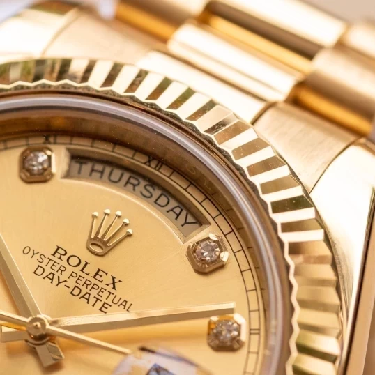 Rolex Oyster Perpetual Day-Date II 218238 41mm 18k Gold Champagne Diamond Dial Presidential