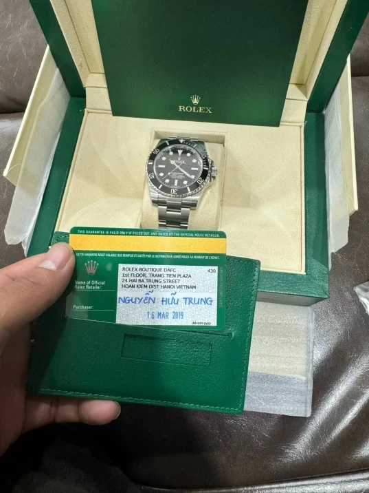 Rolex Oyster Perpetual Submariner 41mm 114060 Oystersteel