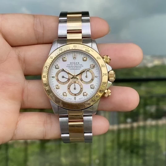 Rolex Oyster Perpetual Cosmograph Daytona 40mm 16523