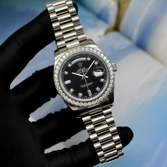 Rolex Oyster Perpetual Day-Date 40mm 218349 White Gold and Diamonds