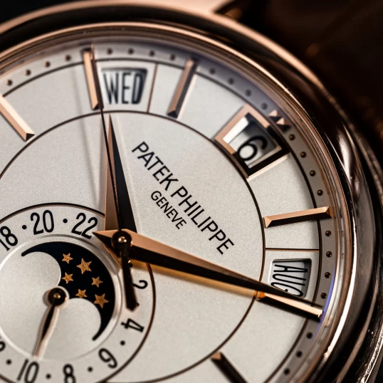 Patek Philippe Complications 5205R-001 Annual Calendar Moonphase White