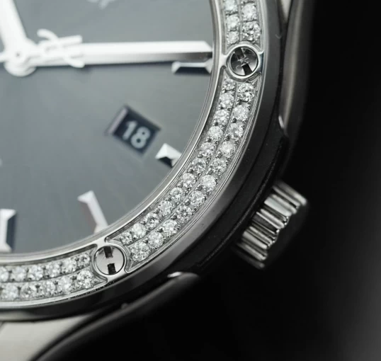 Hublot Classic Fusion 42mm Grey Dial Diamonds