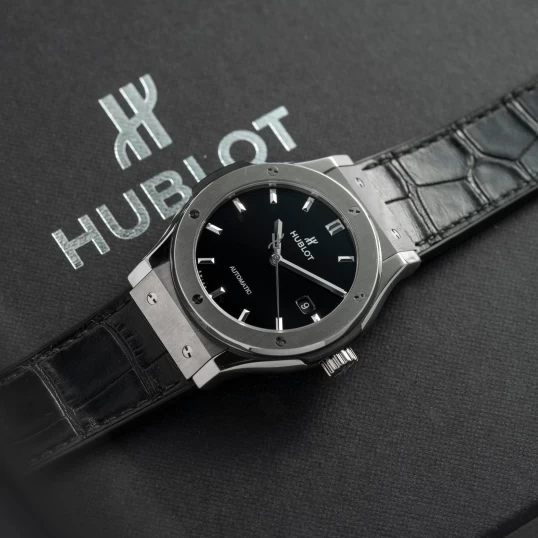 Hublot Classic Fusion Black Dial 42mm 542.NX.1171.RX