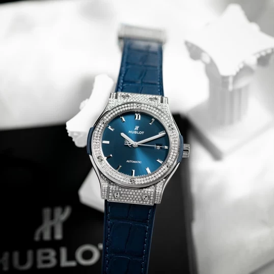 Hublot Classic Fusion Titanium Pave Blue Dial 42mm - New 2021