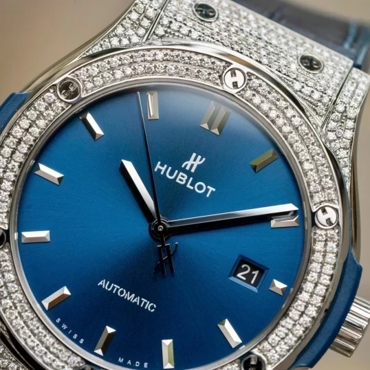 Hublot Classic Fusion Titanium Pave Blue Dial 42mm 542.NX.7170.LR (Fullbox 2020)