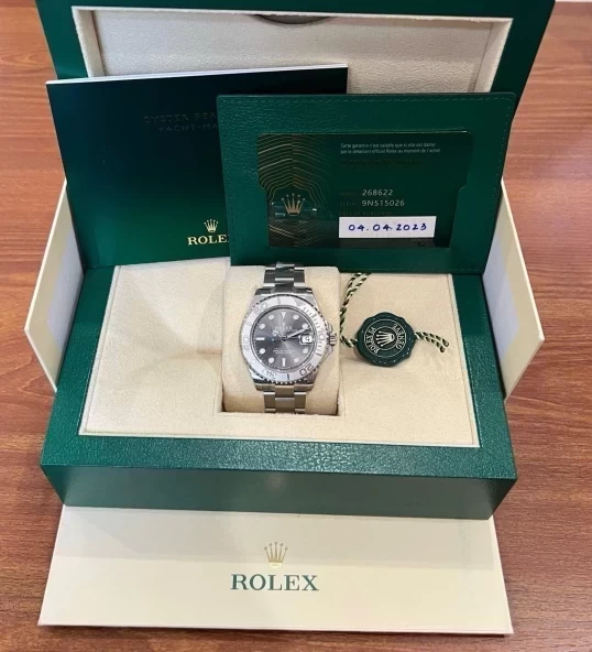 Rolex Yacht Master 37mm 268622 thép Oystersteel và Rhodium