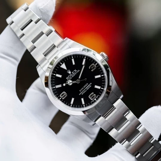 Rolex Oyster Perpetual Explorer 214270 Black Dial 40mm