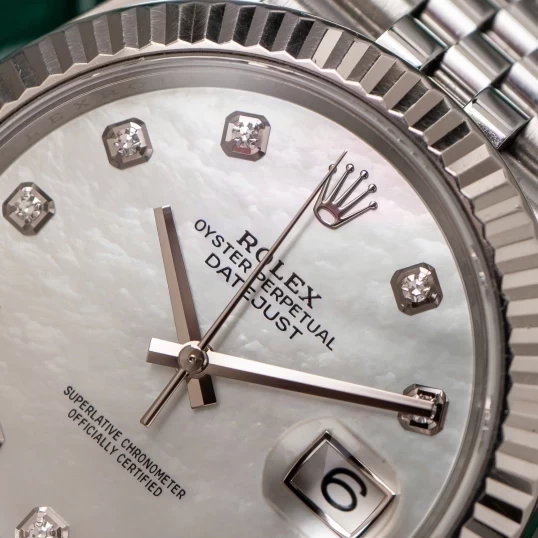 Rolex Oyster Perpetual Datejust 41mm 126334 MOP