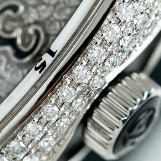 Franck Muller Vanguard V32 Full Diamond