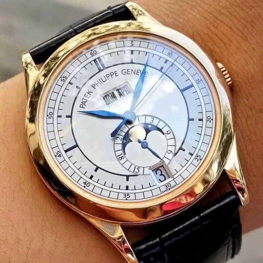 Patek Philippe Complications Annual Calendar 38,5mm 5396R- 001