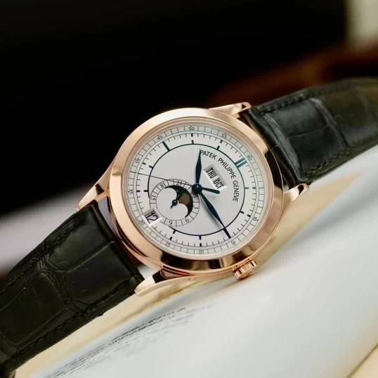 Patek Philippe Complications Annual Calendar 38,5mm 5396R- 001