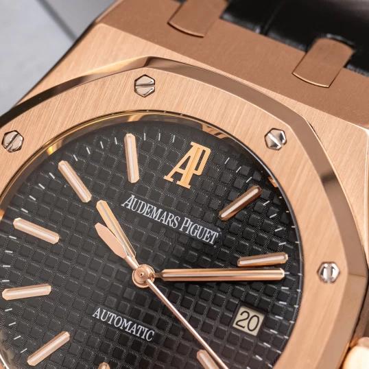 Audemars Piguet Royal Oak Selfwinding Rose Gold 39mm Black Dial 15300OR.OO.D002CR.01