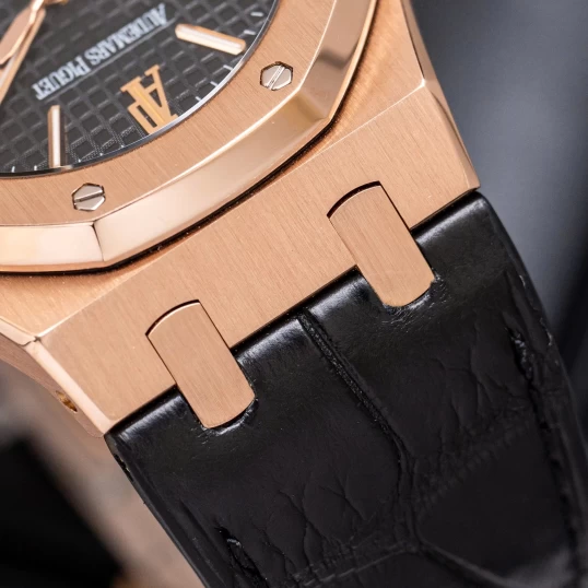 Audemars Piguet Royal Oak Selfwinding Rose Gold 39mm Black Dial 15300OR.OO.D002CR.01