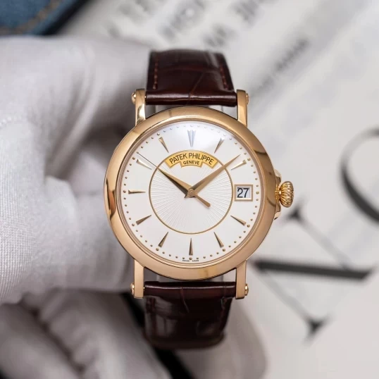 Patek Philippe Calatrava 38mm 5153J-001