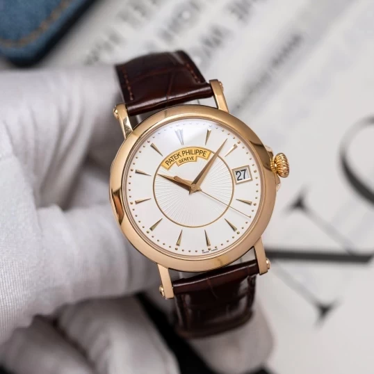 Patek Philippe Calatrava 38mm 5153J-001