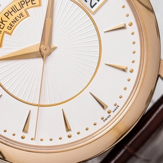 Patek Philippe Calatrava 38mm 5153J-001