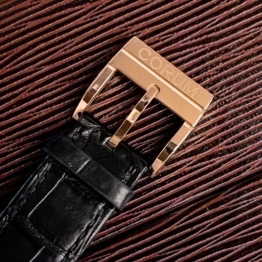 Corum Golden Bridge Black Baton 113.770.55/0001 GN01 Complete