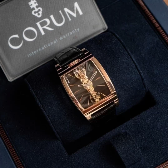 Corum Golden Bridge Black Baton 113.770.55/0001 GN01 Complete