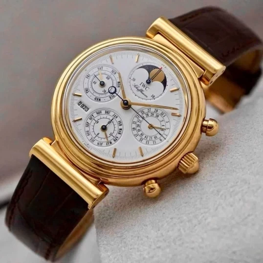 IWC Da Vinci Perpetual Calendar Chronograph Yellow Gold IW3750