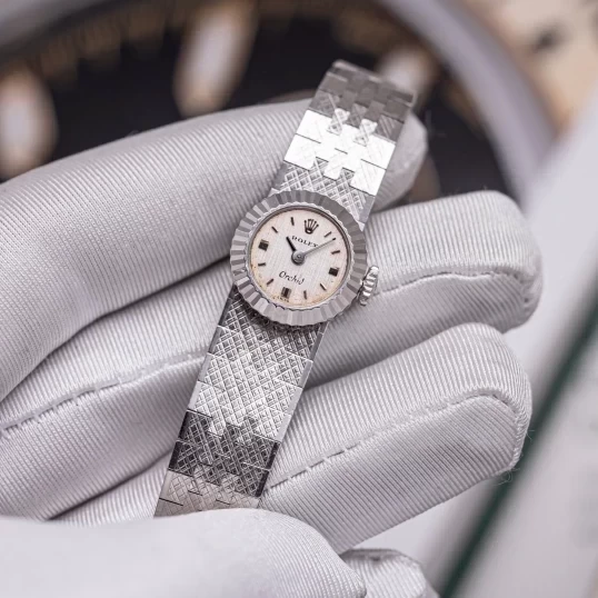 Rolex 18K White Gold Orchid "Linen dial"