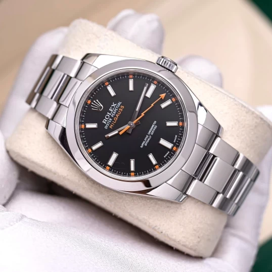 Rolex Milgauss Black Dial 40mm 116400 GV