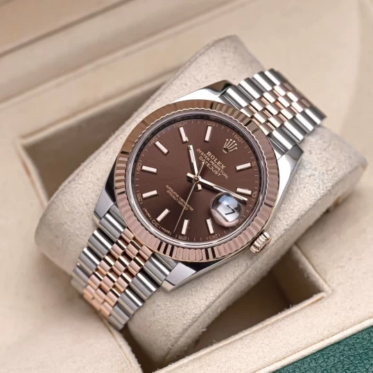 Rolex Oyster Perpetual Datejust 41mm 126331 Chocolate Dial cọc dạ quang