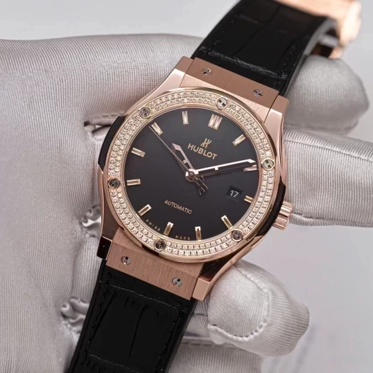 Hublot Classic Fusion King Gold Black Dial 42mm 542.PX.1180.RX.1104