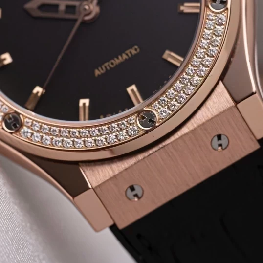 Hublot Classic Fusion King Gold Black Dial 42mm 542.PX.1180.RX.1104
