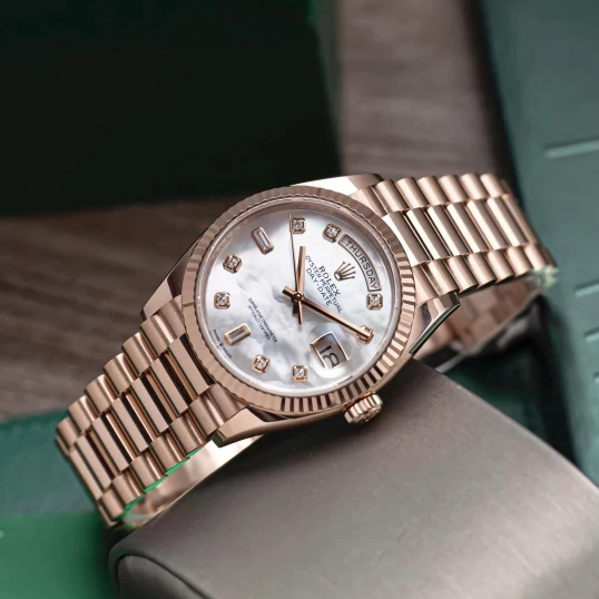 Rolex Oyster Perpetual Day-Date 36mm 128235 MOP Dial