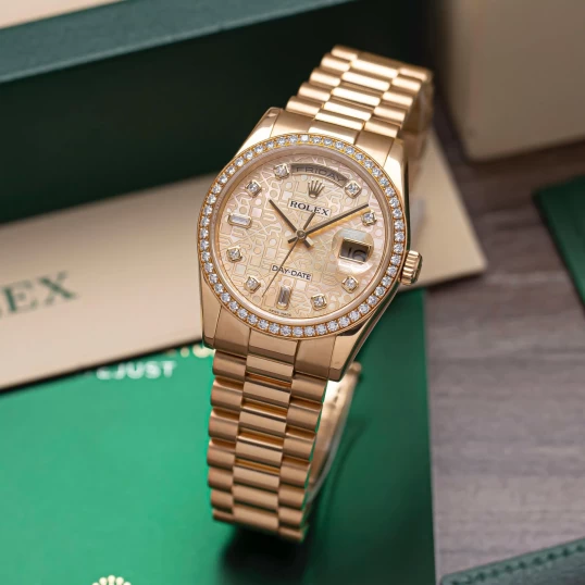 Rolex Oyster Perpetual Day-Date 36mm 118348 Mặt số vi tính khảm trai (Vi tính MOP)