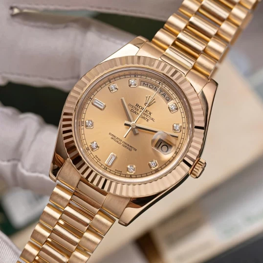 Rolex Oyster Perpetual Day-Date 41mm 128238 Champagne Dial