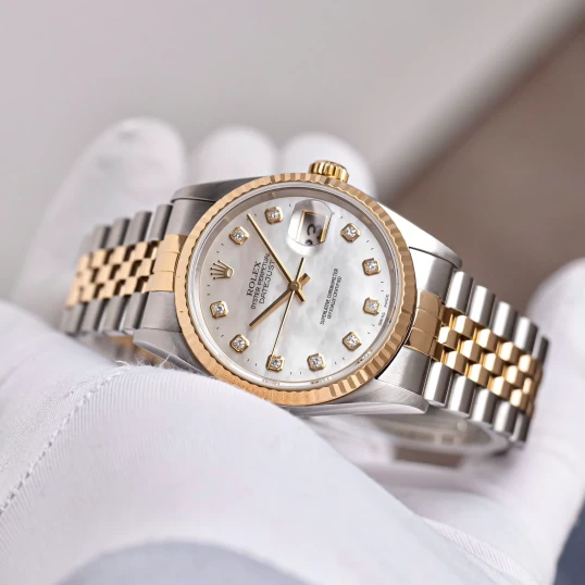Rolex Oyster Perpetual Datejust 36mm 16233 MOP Dial