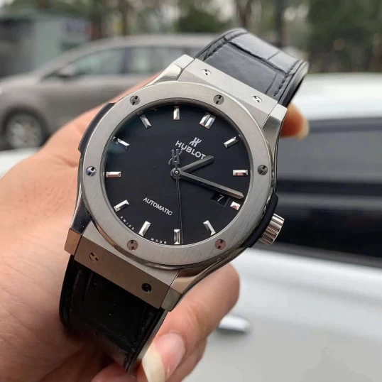 Hublot Classic Fusion Titanium 42mm 542.NX.1170.LR