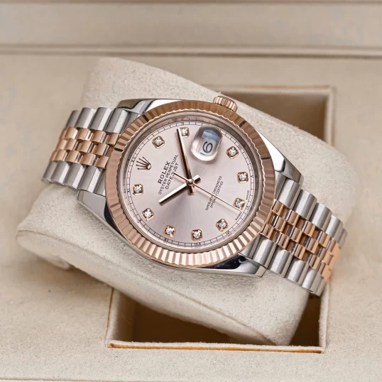 Rolex Oyster Perpetual Datejust 41mm 126331 - 008  Sundust Dial