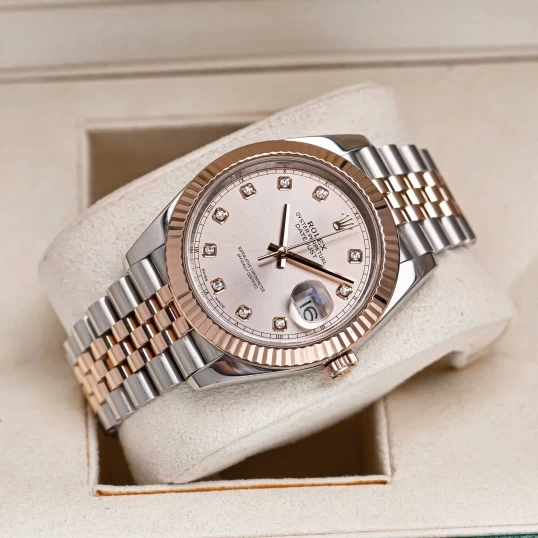 Rolex Oyster Perpetual Datejust 41mm 126331 - 008  Sundust Dial