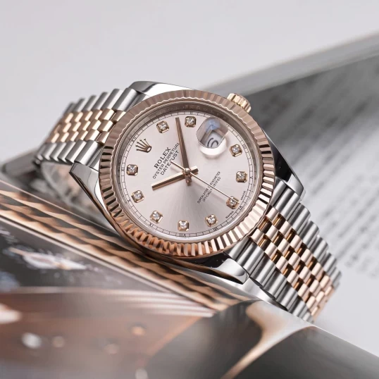Rolex Oyster Perpetual Datejust 41mm 126331 - 008  Sundust Dial