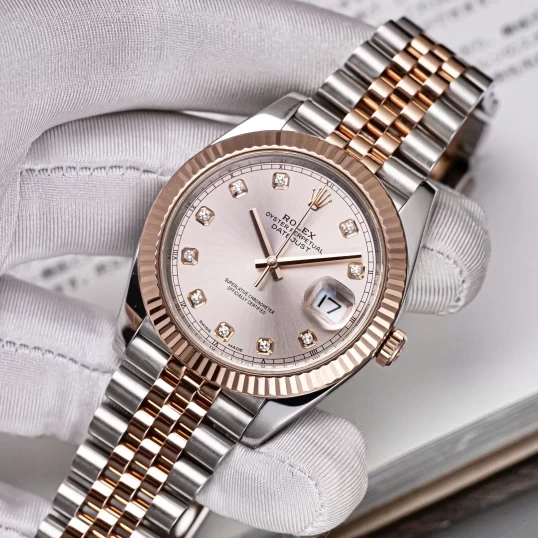 Rolex Oyster Perpetual Datejust 41mm 126331 - 008  Sundust Dial