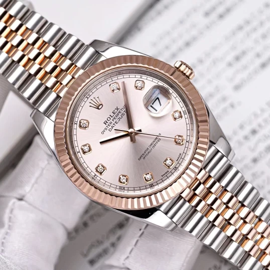 Rolex Oyster Perpetual Datejust 41mm 126331 - 008  Sundust Dial
