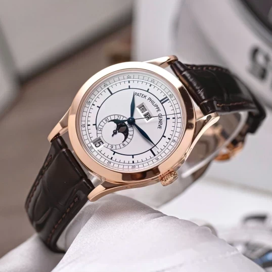 Patek Philippe Complications Annual Calendar 38,5mm 5396R-001