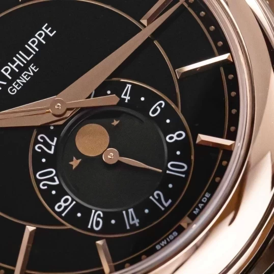 Patek Philippe Complications Annual Calender 40mm 5205R-010 Black Dial