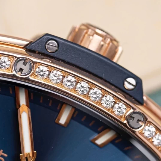 Hublot Spirit of Big Bang King Gold Blue Diamonds 665.OX.7180.LR.1204