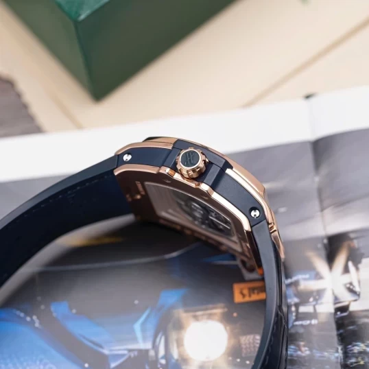 Hublot Spirit of Big Bang King Gold Blue Diamonds 665.OX.7180.LR.1204