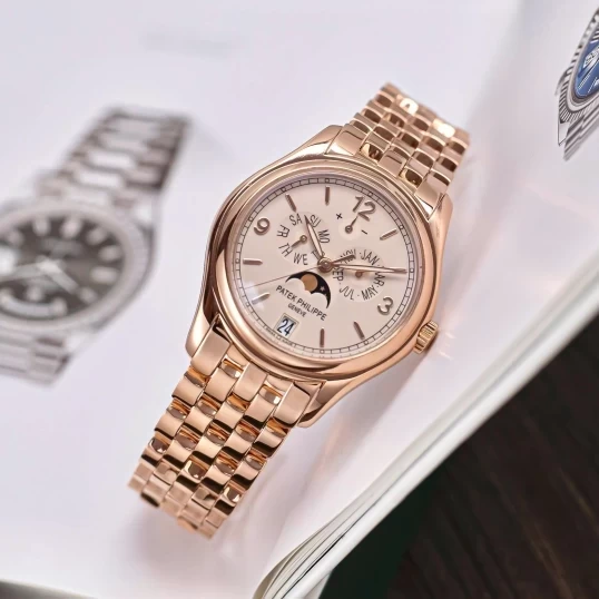 Patek Philippe Complications 39mm 5146/1R-001