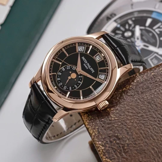 Patek Philippe Complications Annual Calender 40mm 5205R-010 Black Dial (Fullbox 2015)